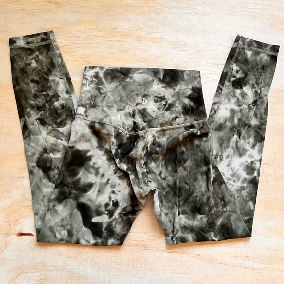 Lululemon Align diamond dye light sage medium olive size 2 25” inseam ⭐️ - Picture 12 of 12